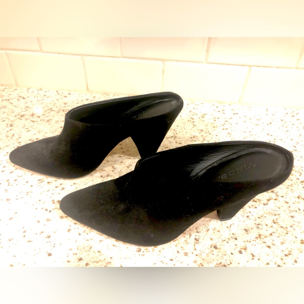 VINCE sz 7 heeled mule booties in sumptuous black suede. V good used condition
